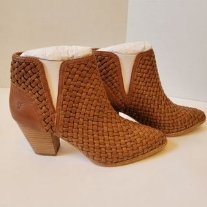 Frye reed cut out woven bootie cognac color women's boots size 9